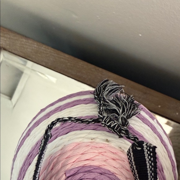 Christian Dior Black tassel Bracelet - Picture 4 of 4